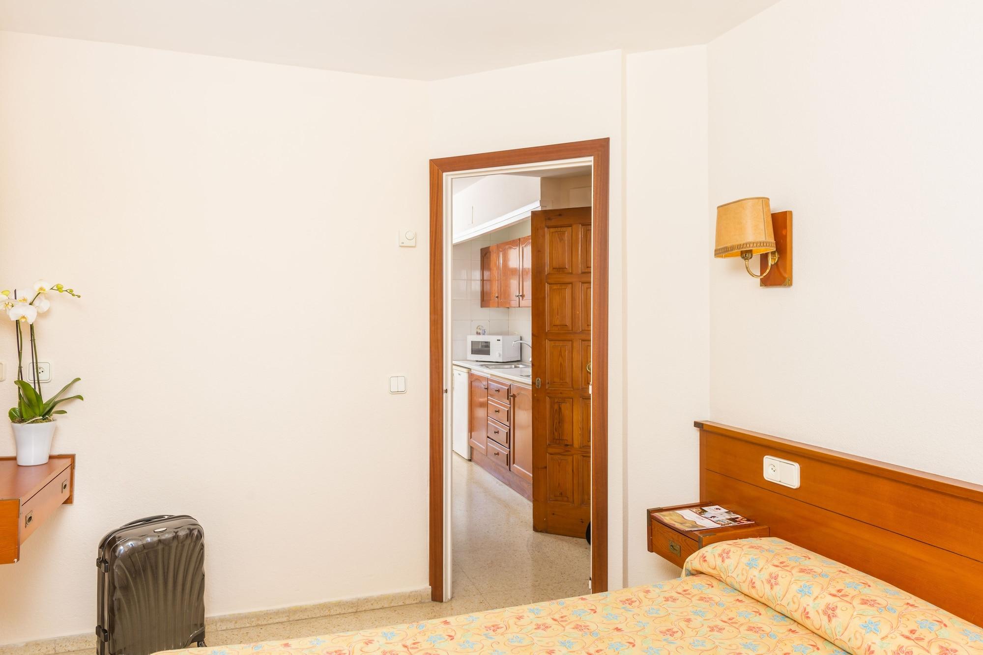 Hotel Gem Wellness & Spa يوريت دي مار المظهر الخارجي الصورة