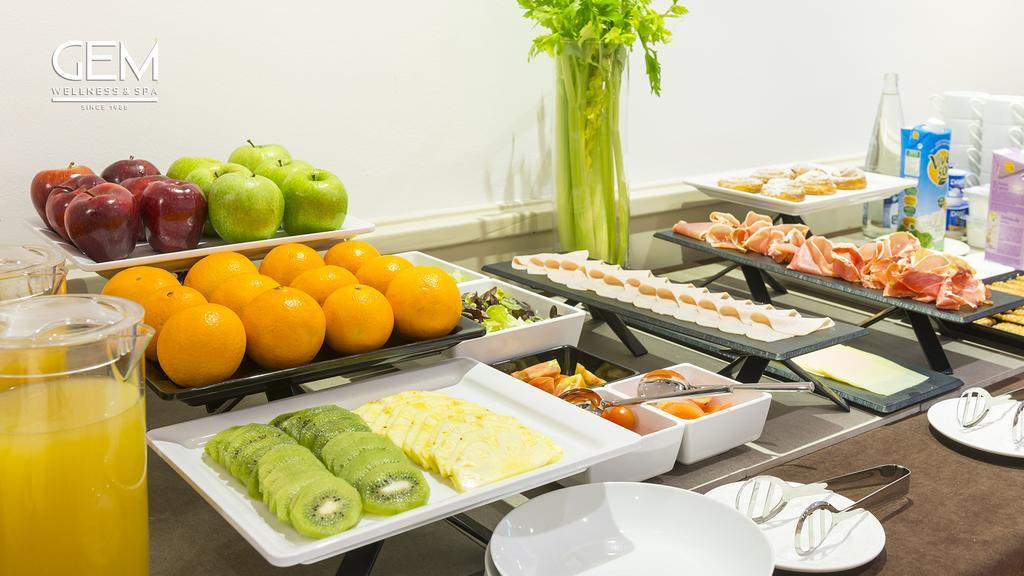 Hotel Gem Wellness & Spa يوريت دي مار المظهر الخارجي الصورة