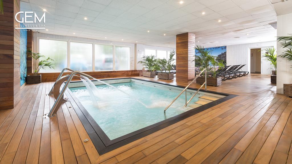 Hotel Gem Wellness & Spa يوريت دي مار المظهر الخارجي الصورة