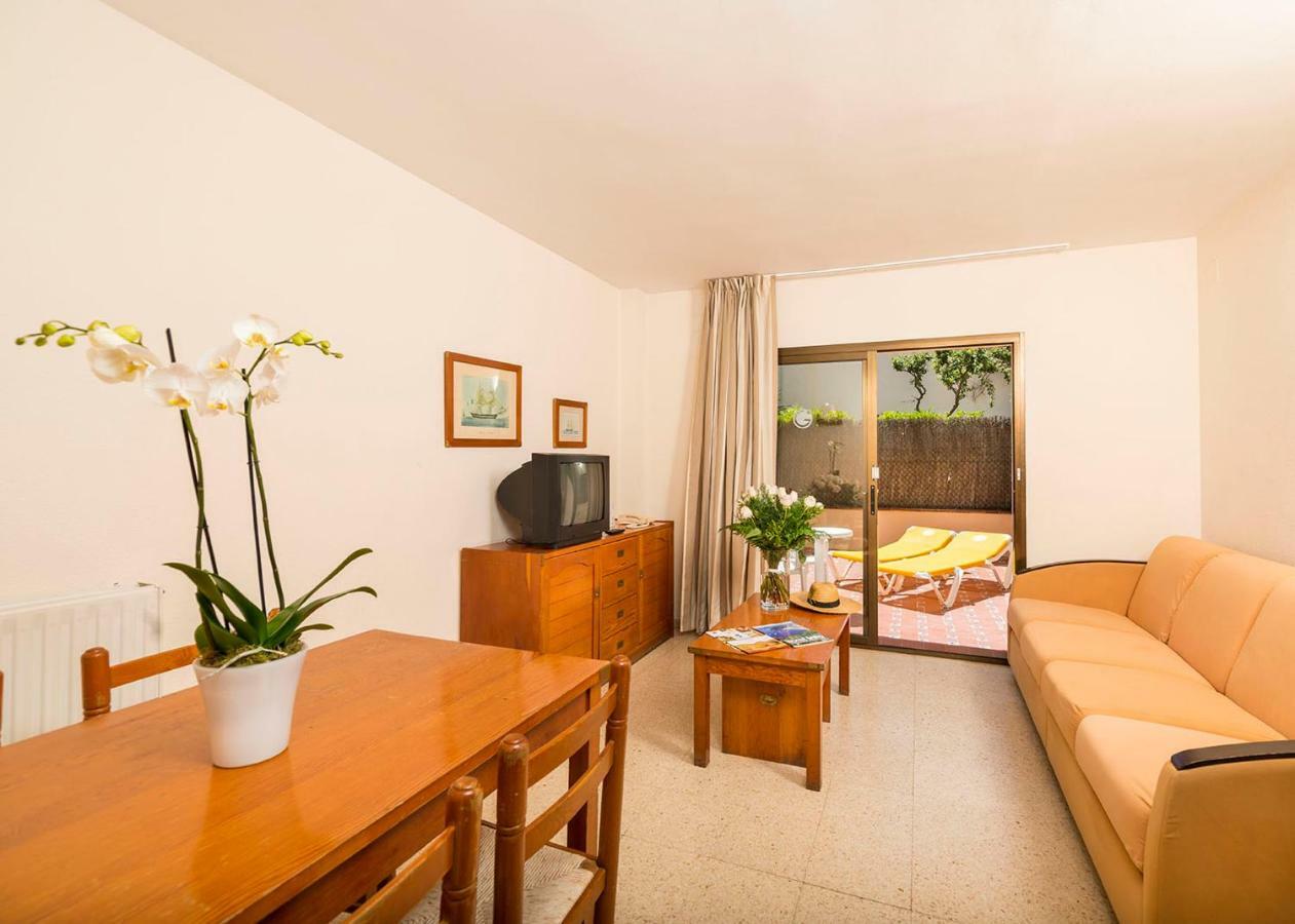 Hotel Gem Wellness & Spa يوريت دي مار المظهر الخارجي الصورة