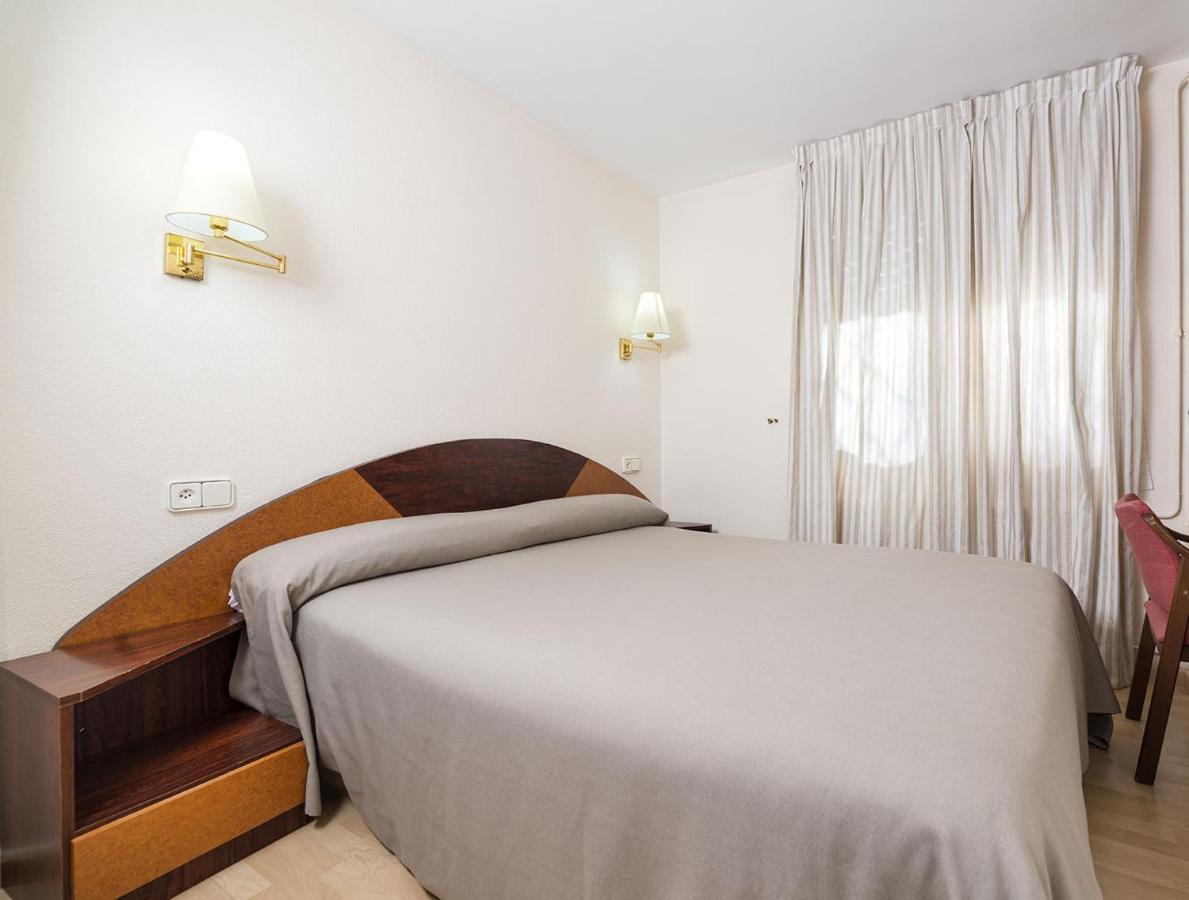 Hotel Gem Wellness & Spa يوريت دي مار الغرفة الصورة
